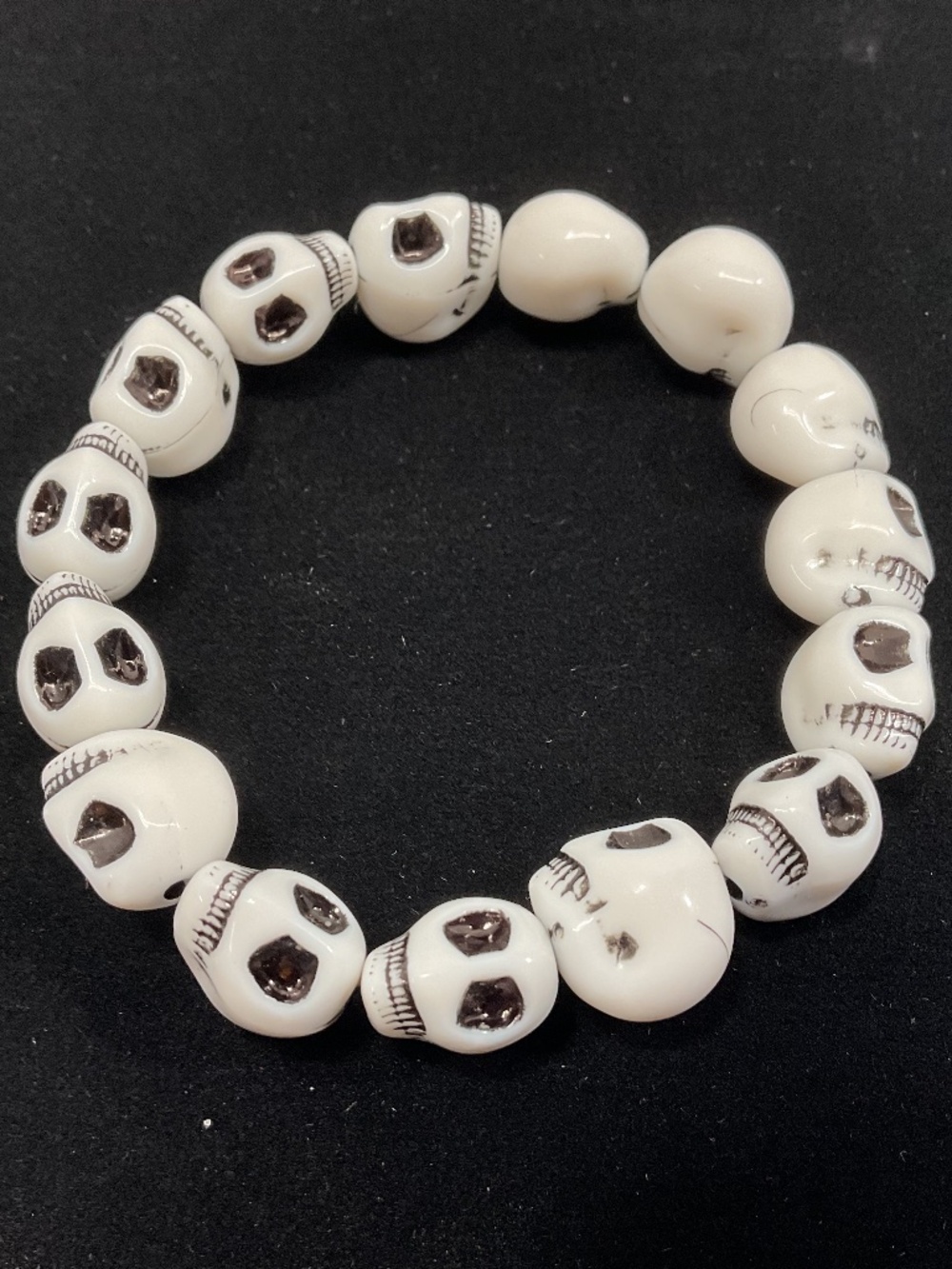 New Stretchy Plastic Skull Bracelet